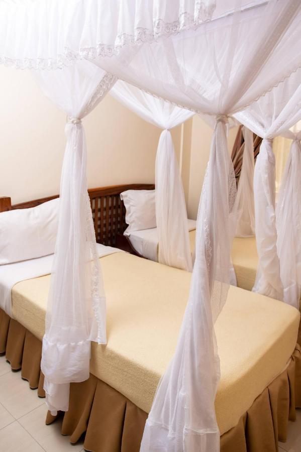 Briston Hotel Arusha Eksteriør bilde